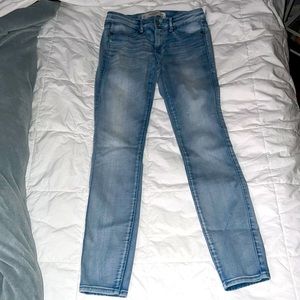 Abercrombie and Fitch Skinny Sz. 4/26
